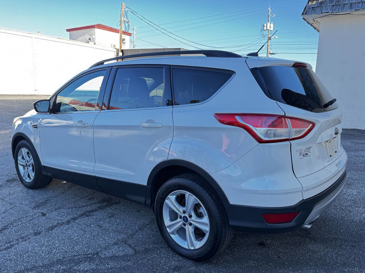 Used 2016 Ford Escape SE w/ SE Leather Comfort Package image 9