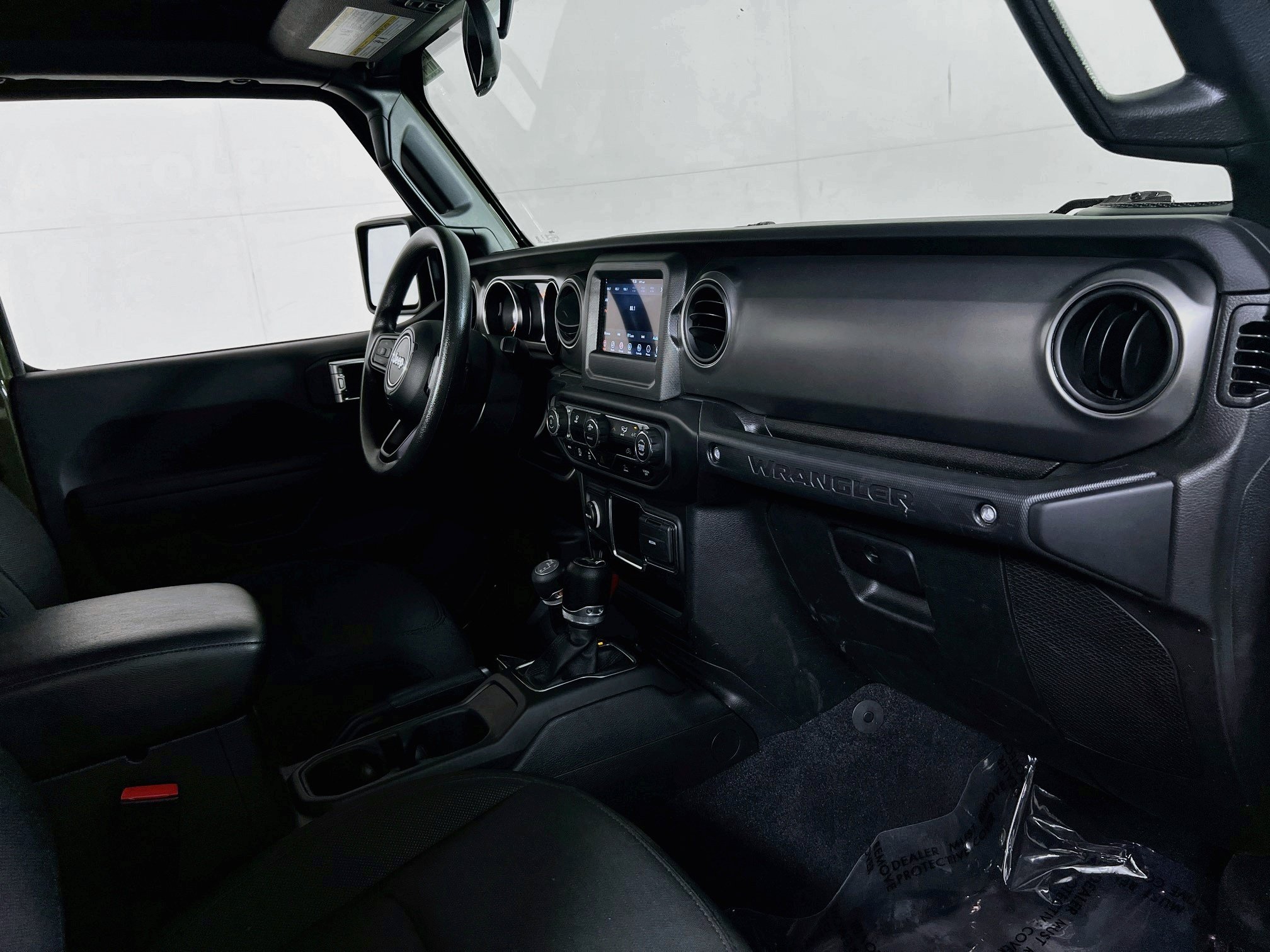Used 2023 Jeep Wrangler Sport AWD/4WD image 26