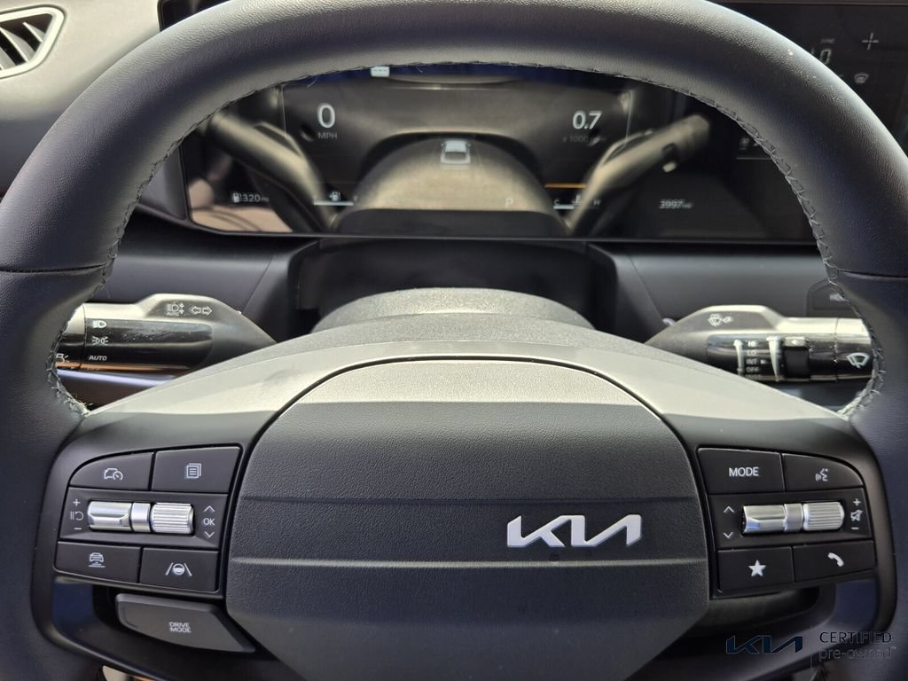 Certified 2025 Kia K4 EX FWD image 29