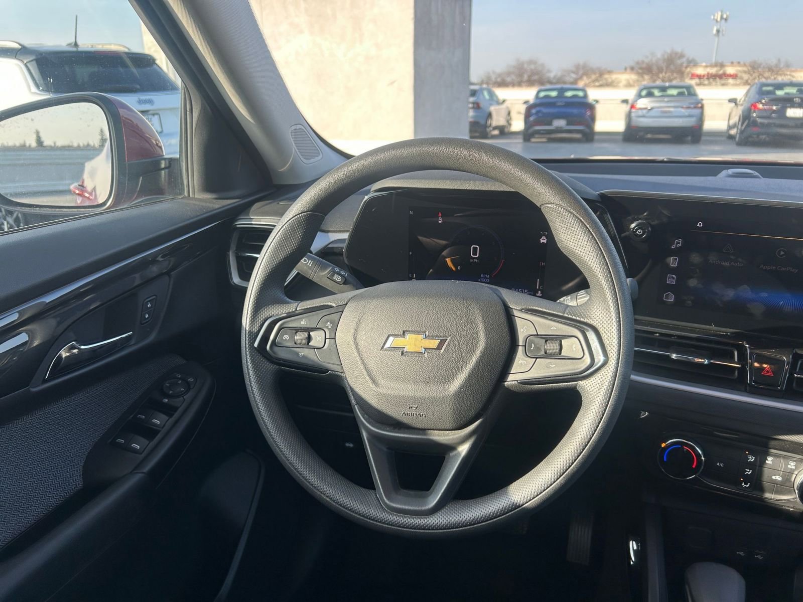 Used 2025 Chevrolet TrailBlazer LT image 32