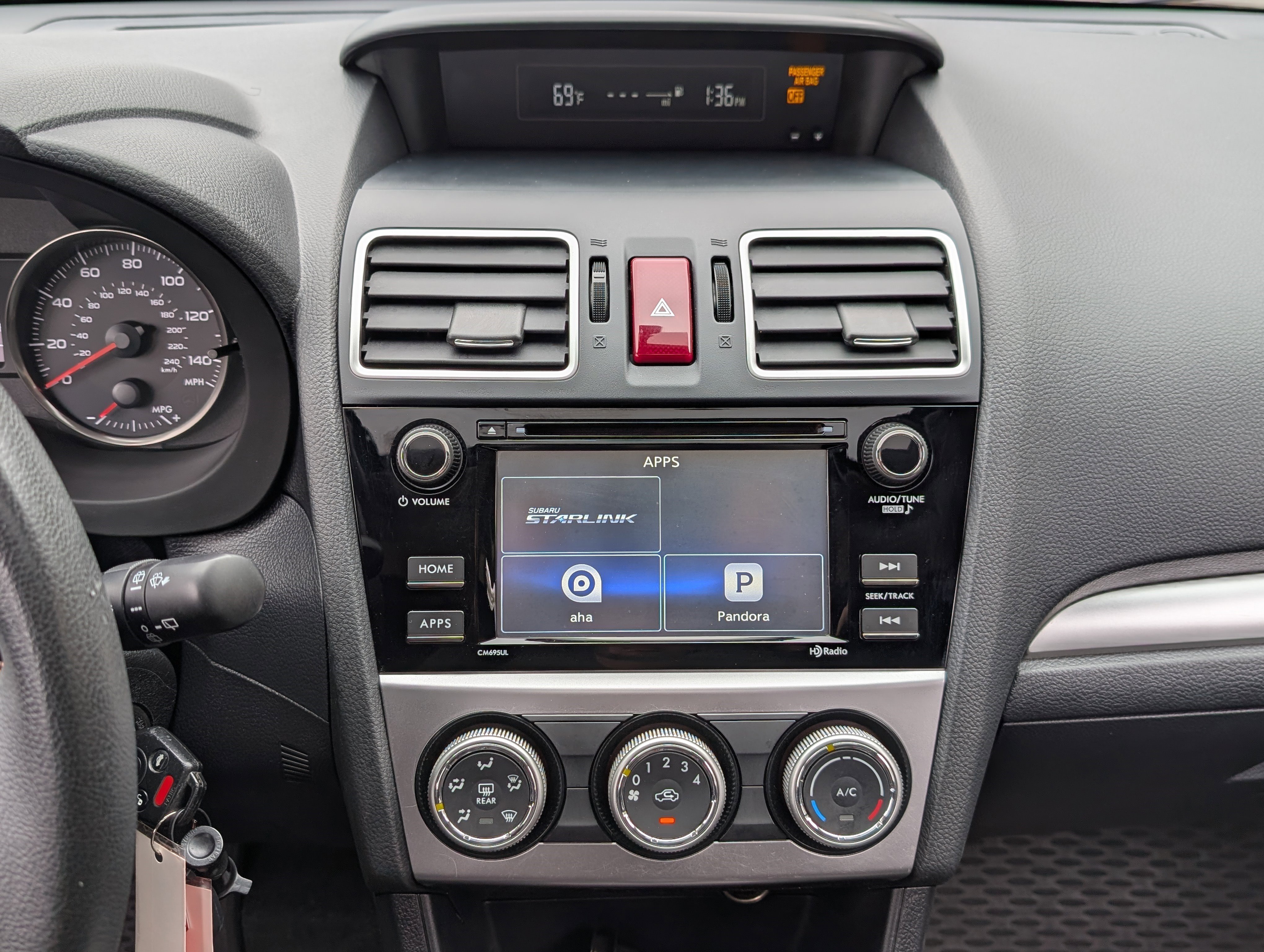 Used 2017 Subaru Crosstrek 2.0i Premium w/ Moonroof Package image 26