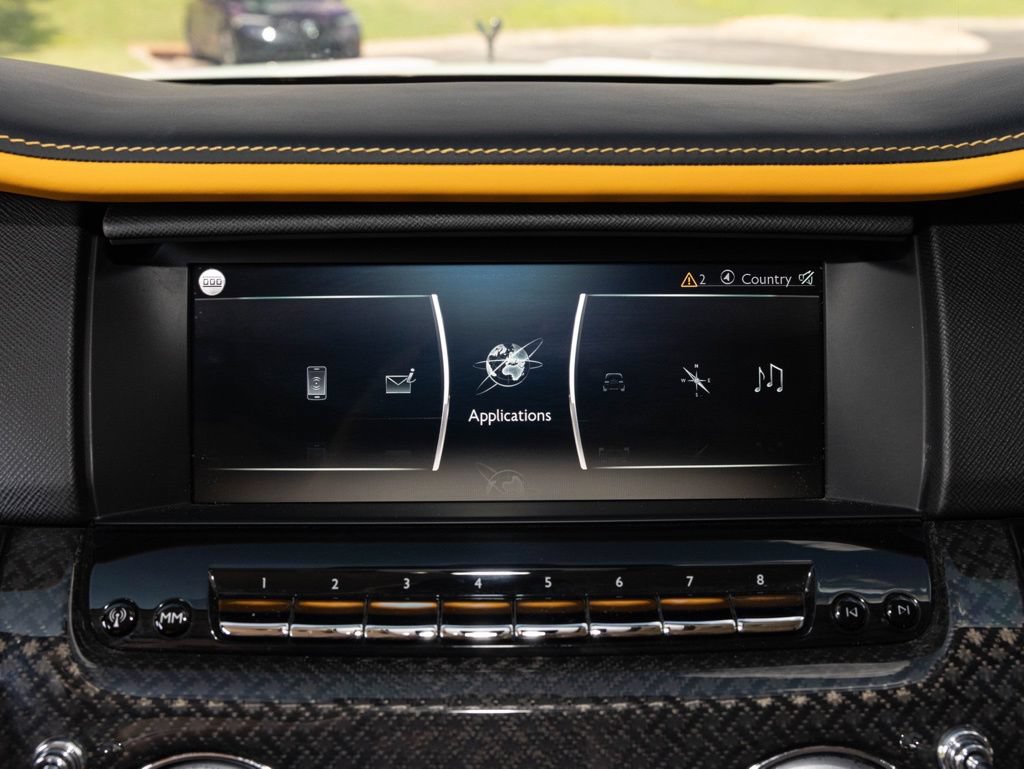 Certified 2022 Rolls-Royce Cullinan Black Badge w/ Dark Exterior Package AWD/4WD image 46