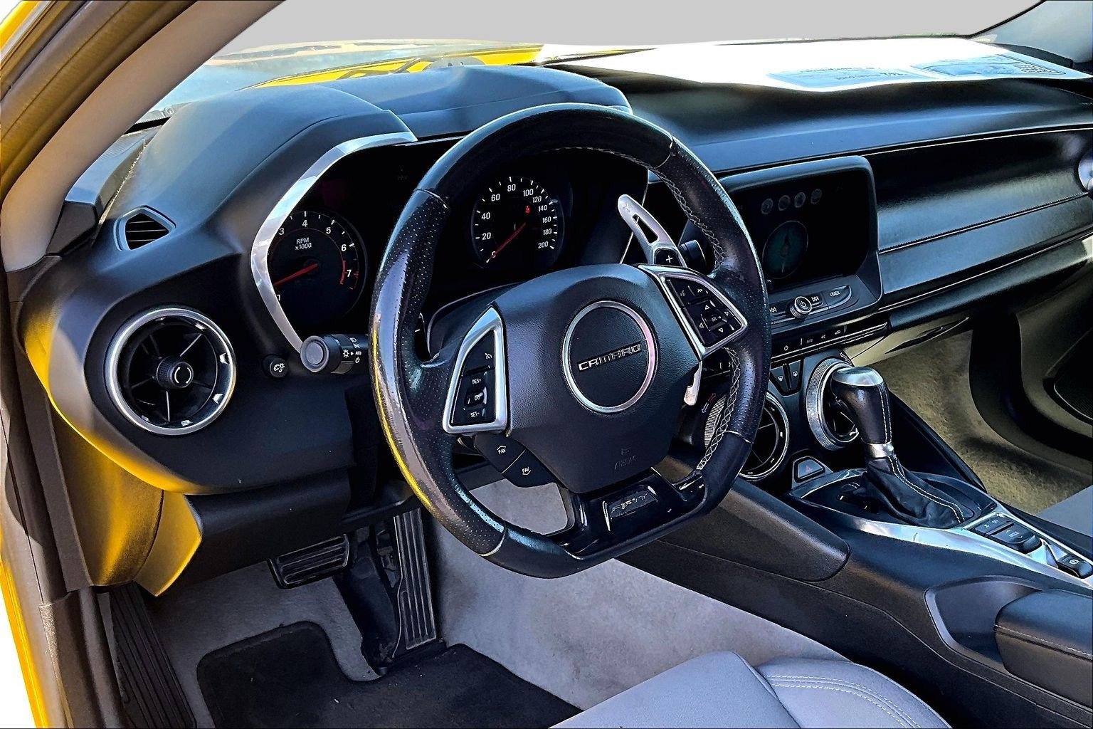 Used 2017 Chevrolet Camaro SS RWD image 12