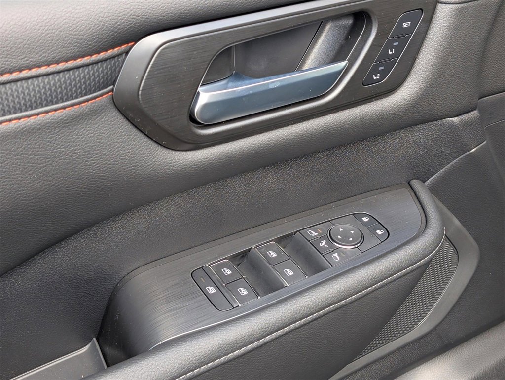 New 2025 Nissan Armada PRO-4X w/ Pro-4X Premium Package image 19