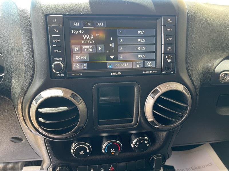 Used 2015 Jeep Wrangler Sport AWD/4WD image 28