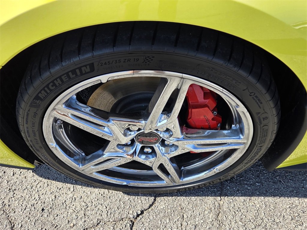 Used 2024 Chevrolet Corvette Stingray Preferred Cpe w/ Z51 Performance Package image 15