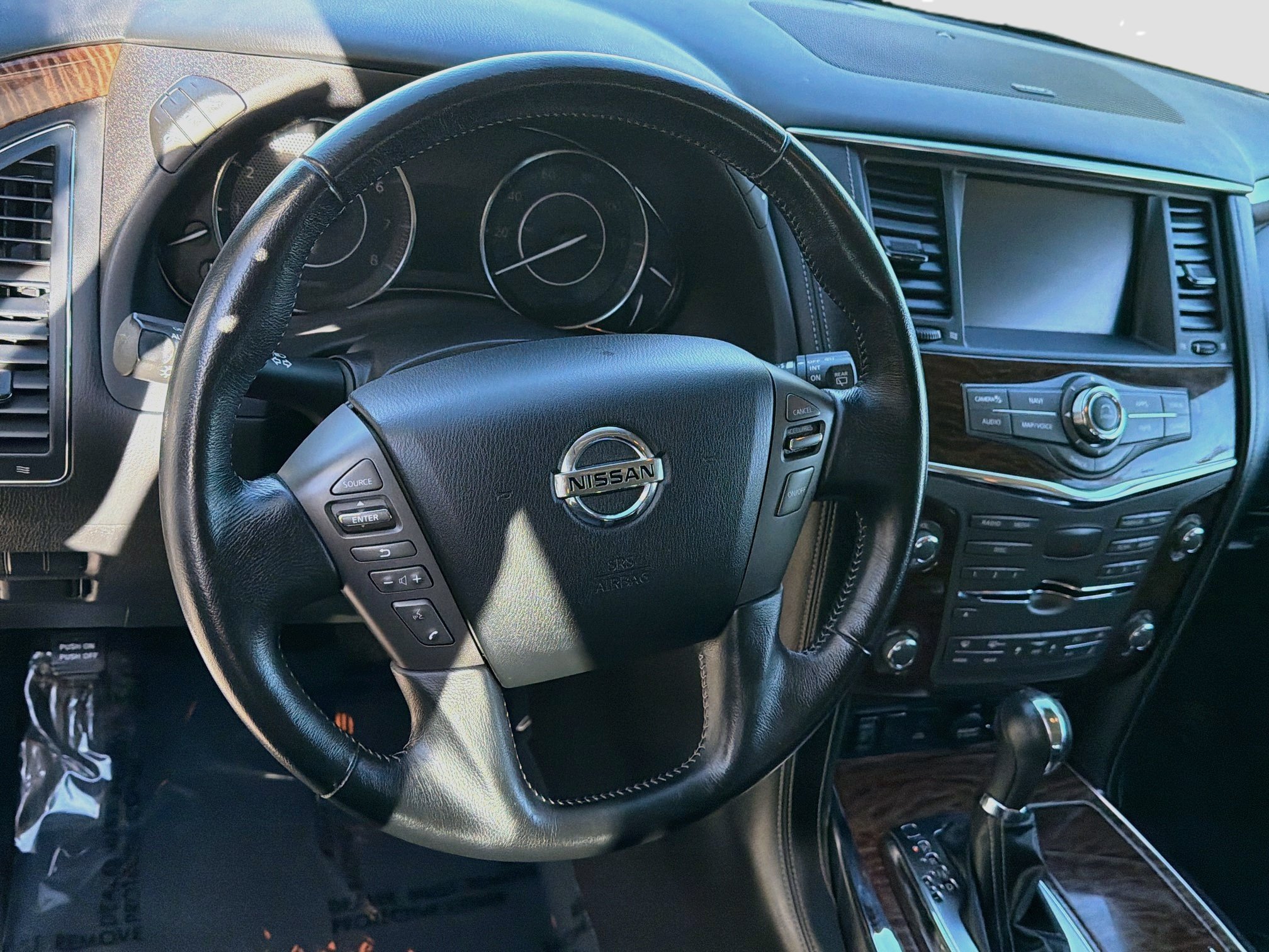 Used 2018 Nissan Armada SL w/ Moonroof Package AWD/4WD image 17
