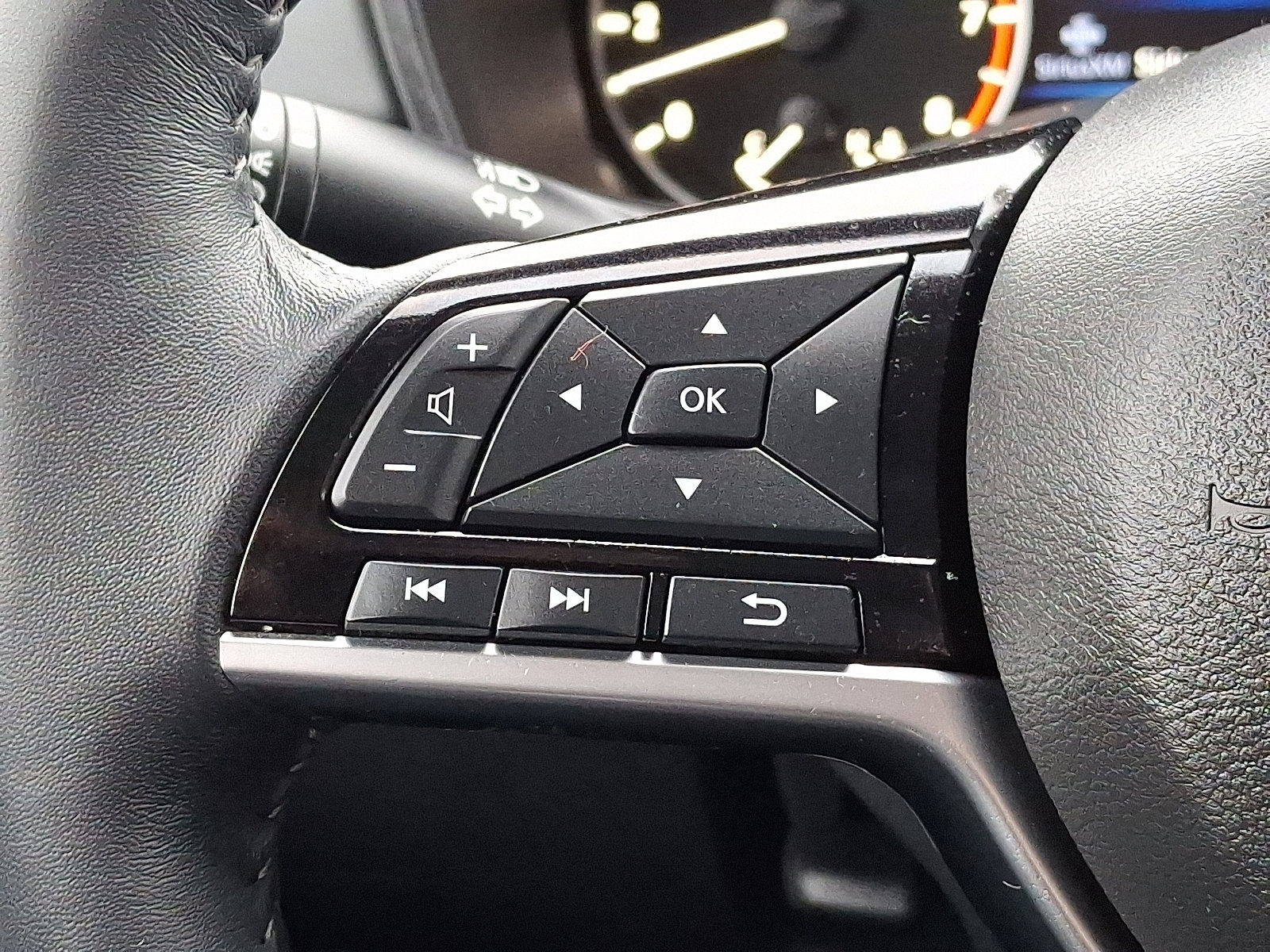 Used 2021 Nissan Altima 2.5 SV w/ SV Premium Package image 21