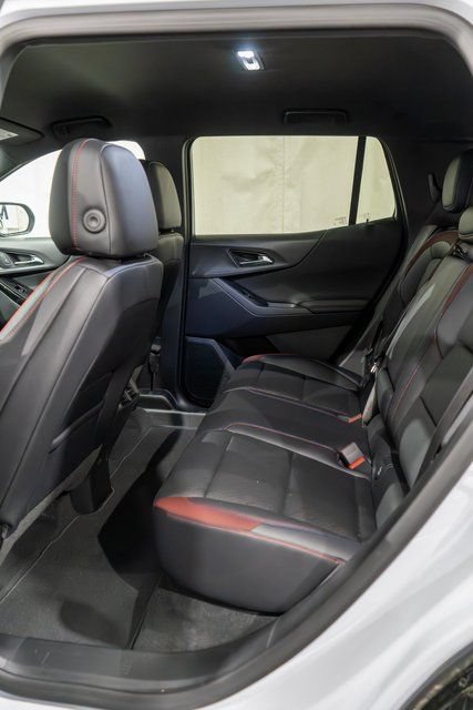 New 2026 Chevrolet Equinox RS w/ Convenience Package III AWD/4WD image 10