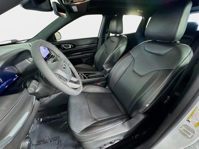 Used 2023 Jeep Compass High Altitude image 12