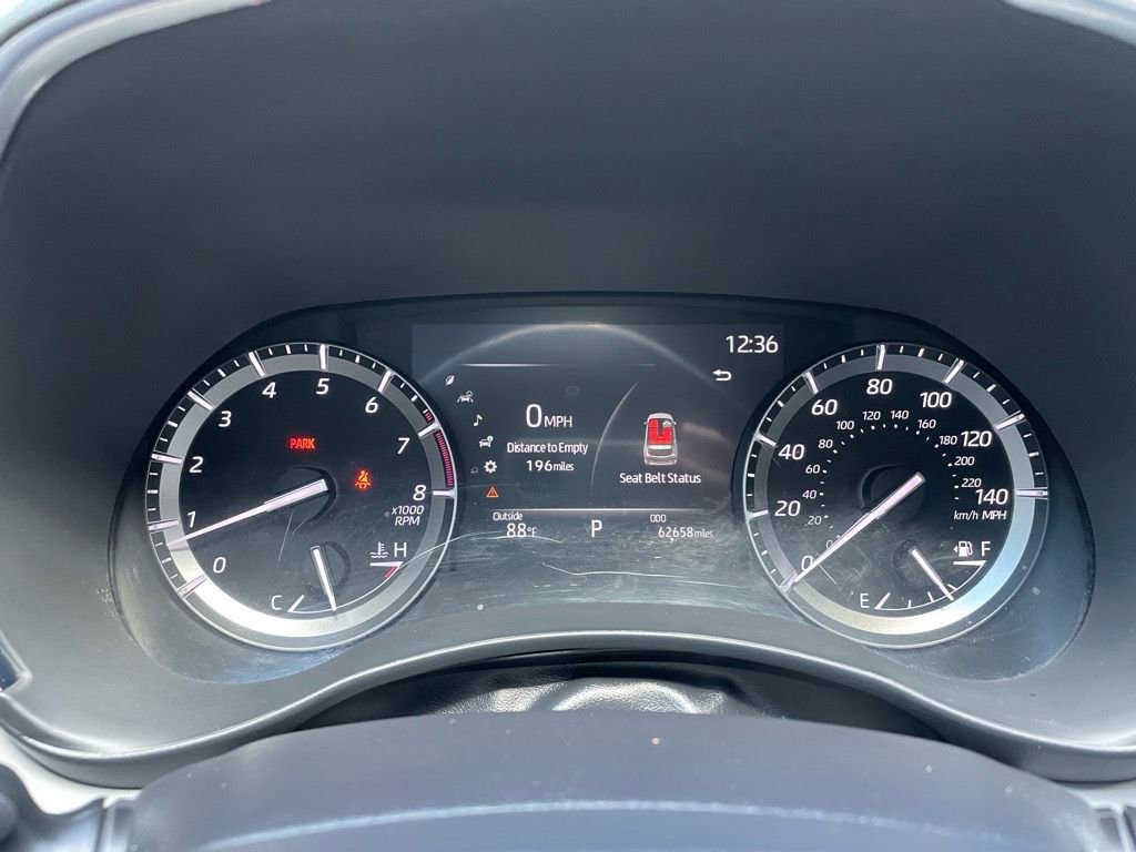 Used 2021 Toyota Highlander Platinum image 10