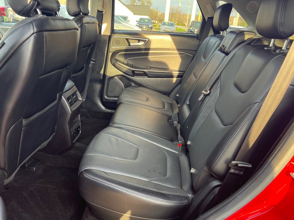 Used 2018 Ford Edge Titanium w/ Technology Package image 22