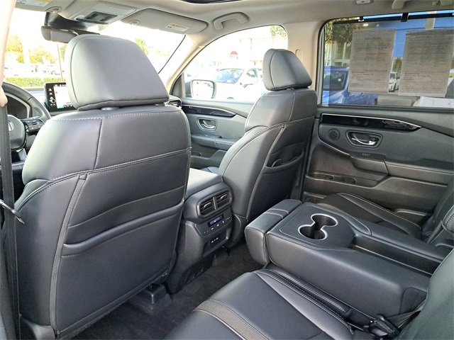 Certified 2024 Honda Pilot Touring image 10