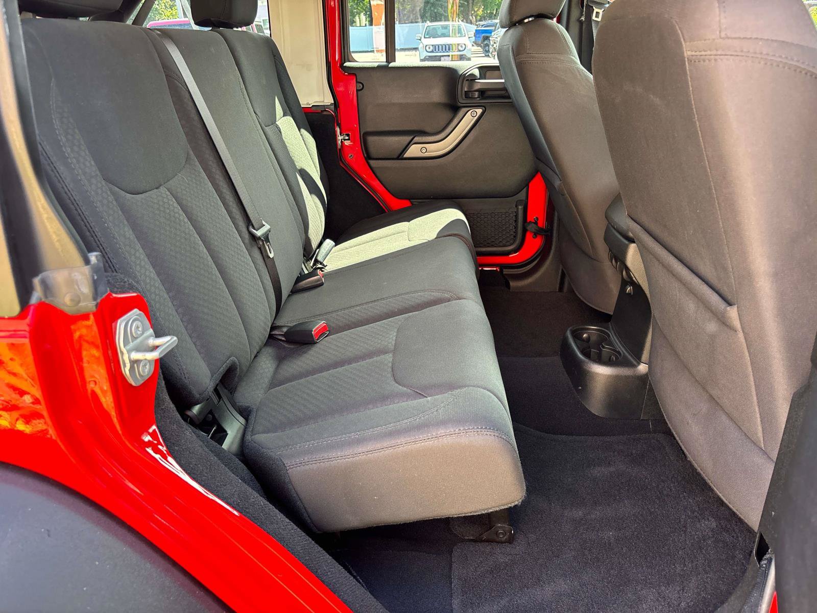 Used 2018 Jeep Wrangler Unlimited Sport S AWD/4WD image 13
