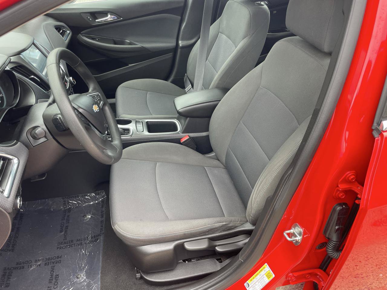 Used 2018 Chevrolet Cruze LT FWD image 28