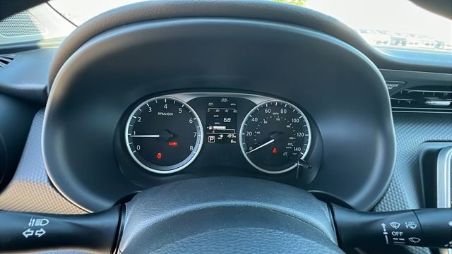 New 2025 Nissan Kicks Play S image 28