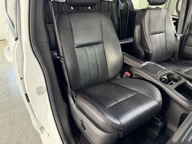 Used 2019 Dodge Grand Caravan GT image 23