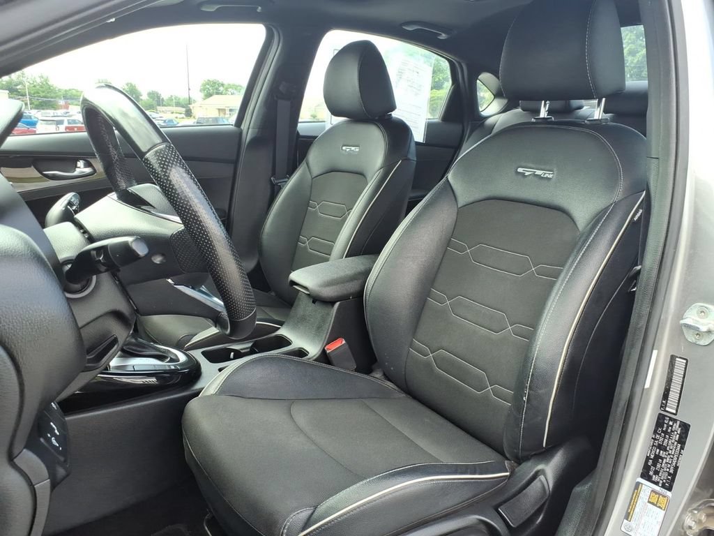 Used 2023 Kia Forte GT-Line w/ GT-Line Premium Package FWD image 21