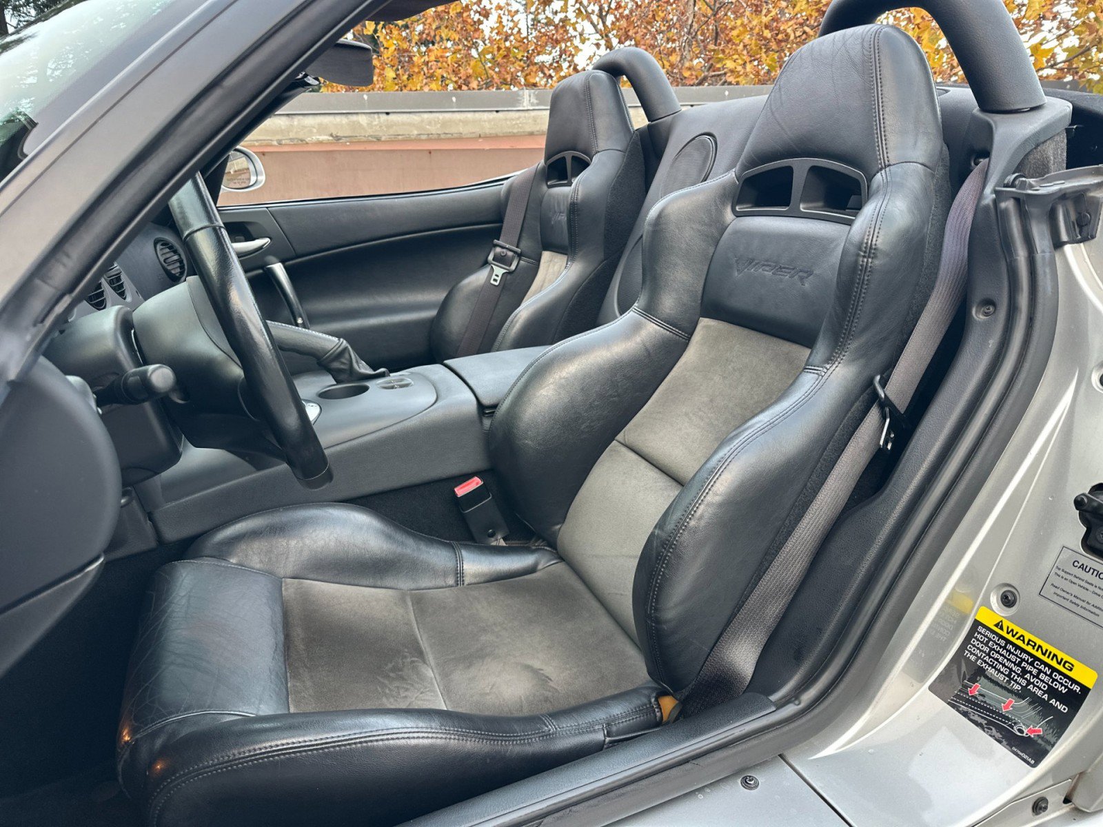 Used 2004 Dodge Viper SRT-10 image 5