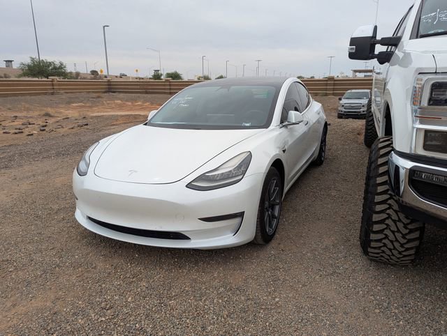 Used 2018 Tesla Model 3 RWD image 2