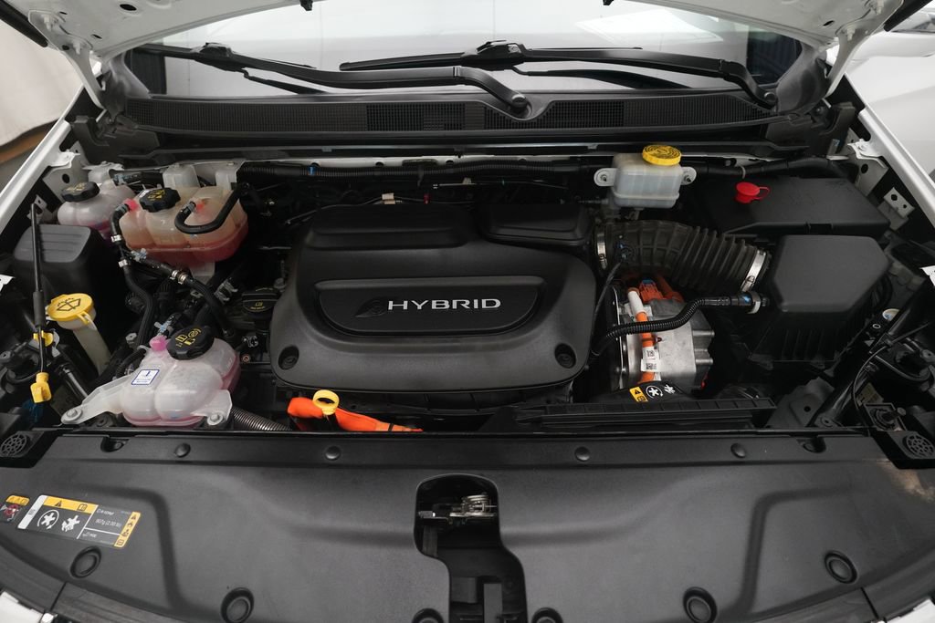 Used 2022 Chrysler Pacifica Limited FWD image 3