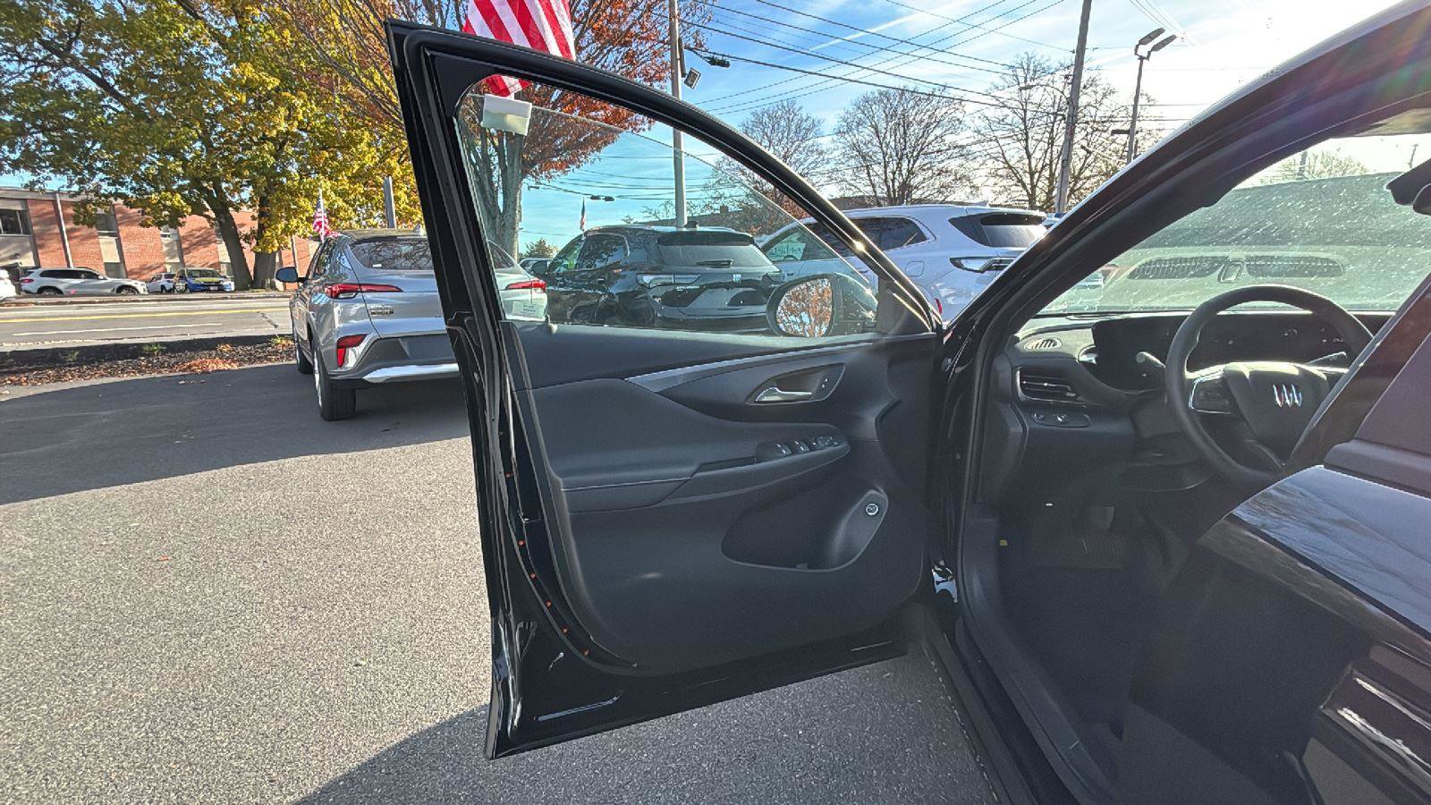 New 2025 Buick Envista Preferred w/ Convenience I Package image 11