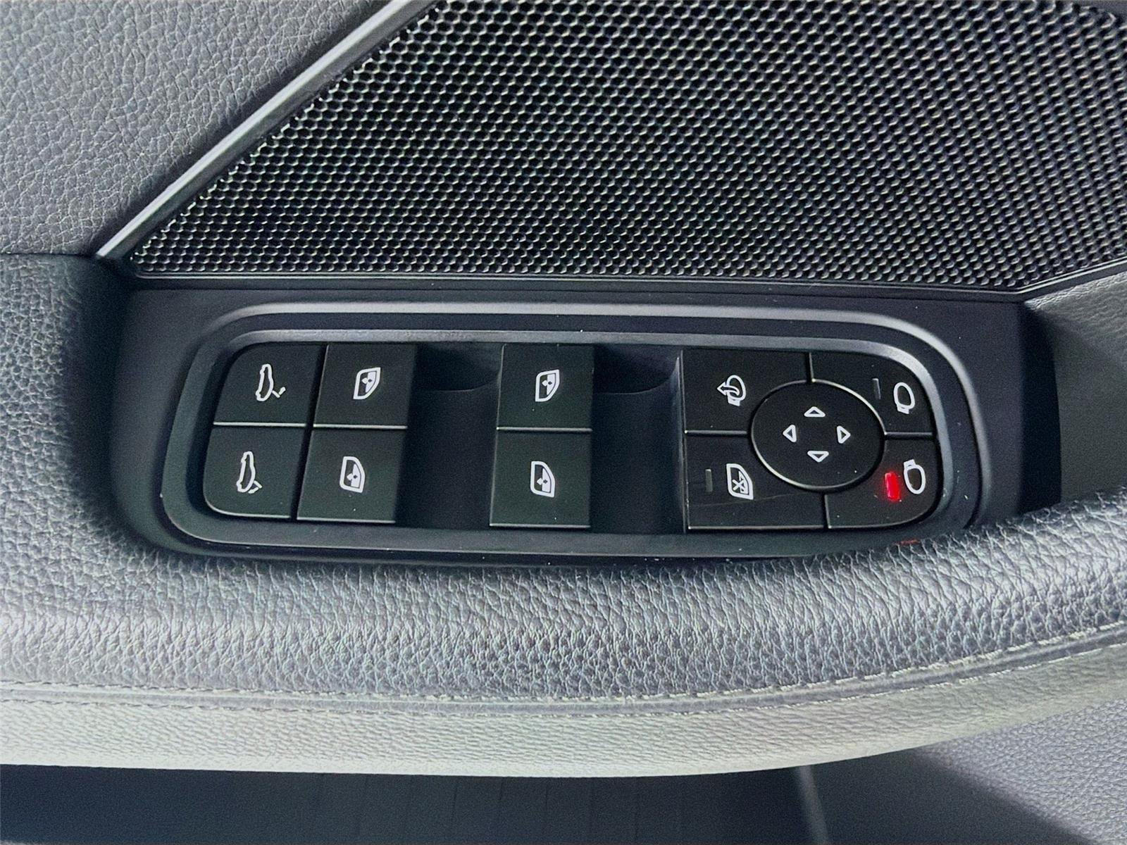 Certified 2023 Porsche Panamera Platinum Edition RWD image 8
