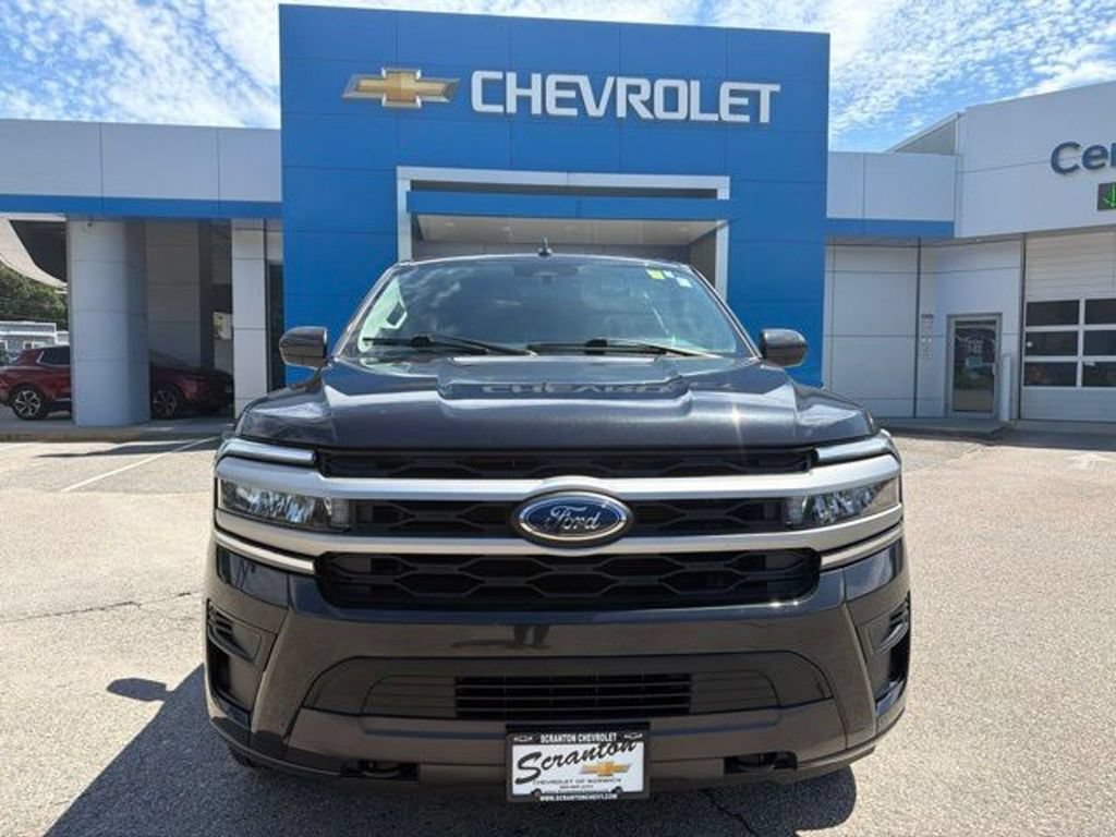 Used 2023 Ford Expedition Max XLT AWD/4WD image 9