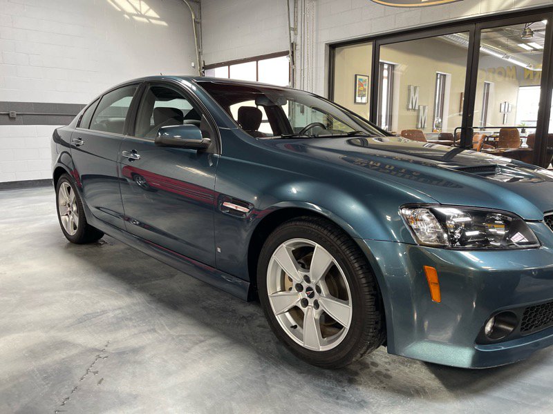 Used 2009 Pontiac G8 GT w/ Premium Package image 8