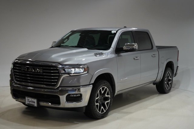 Used 2025 RAM 1500 Laramie image 3