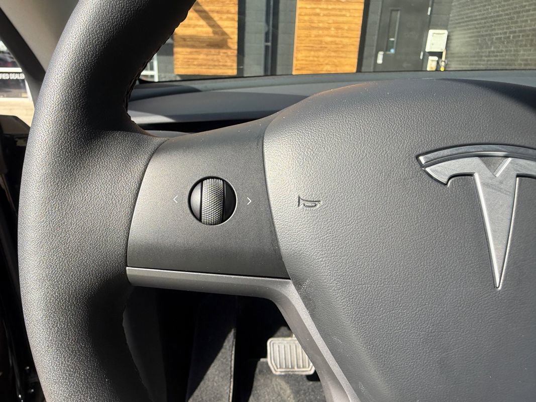 Used 2024 Tesla Model Y Long Range image 20