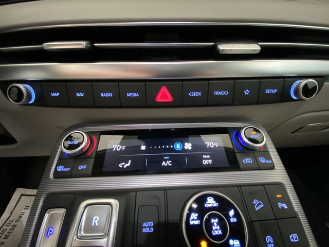 Used 2023 Hyundai Palisade Calligraphy image 16