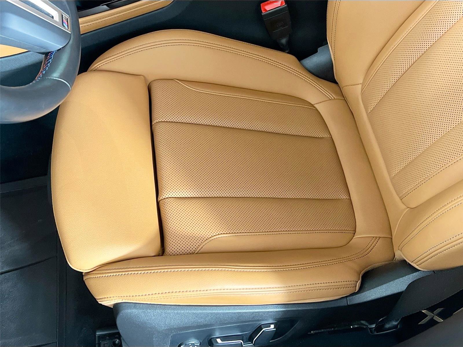 Used 2024 BMW X4 M40i AWD/4WD image 20