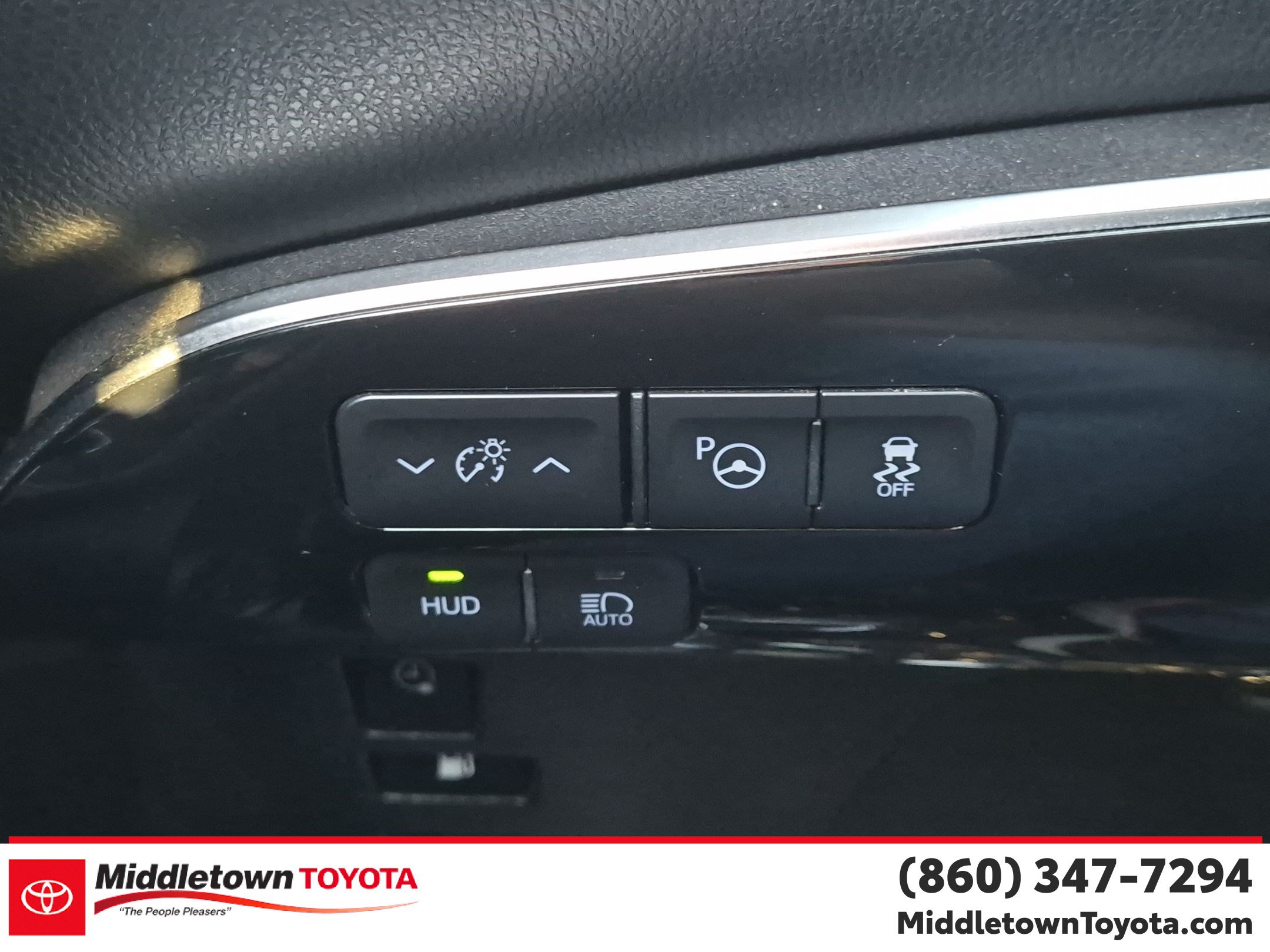 Used 2018 Toyota Prius Prime Advanced FWD image 18