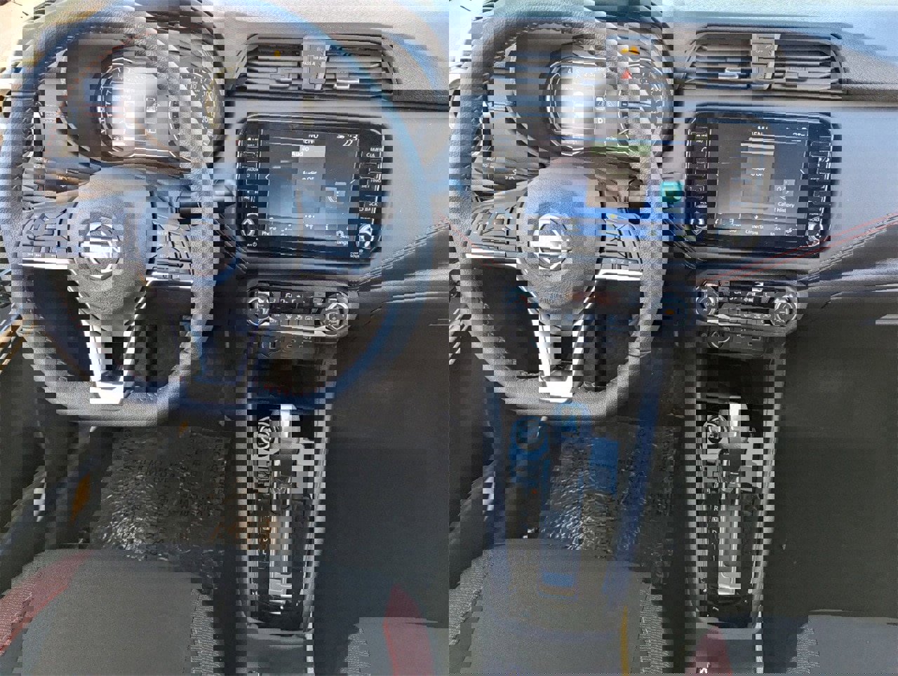 New 2025 Nissan Versa SR w/ Trunk Package image 22