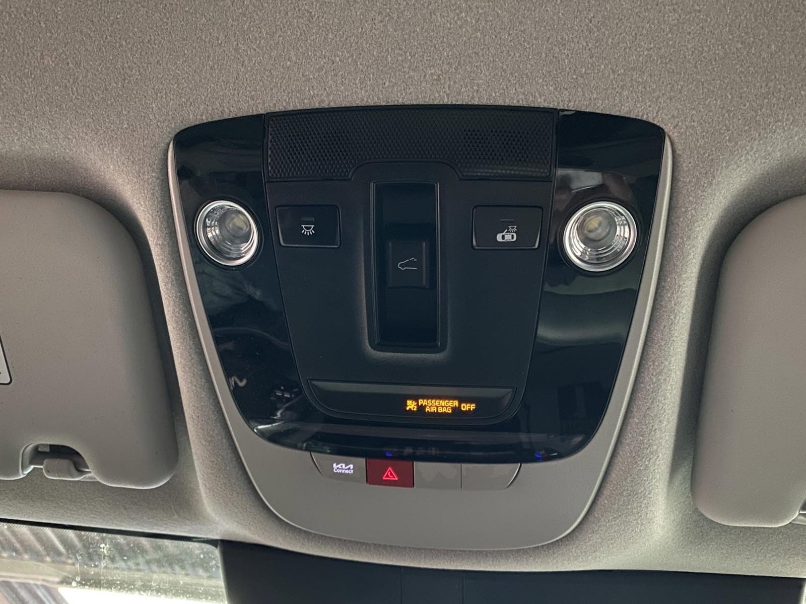 Used 2023 Kia Niro EX Touring FWD image 27