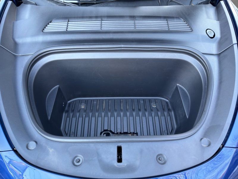 Used 2023 Tesla Model Y Long Range image 20