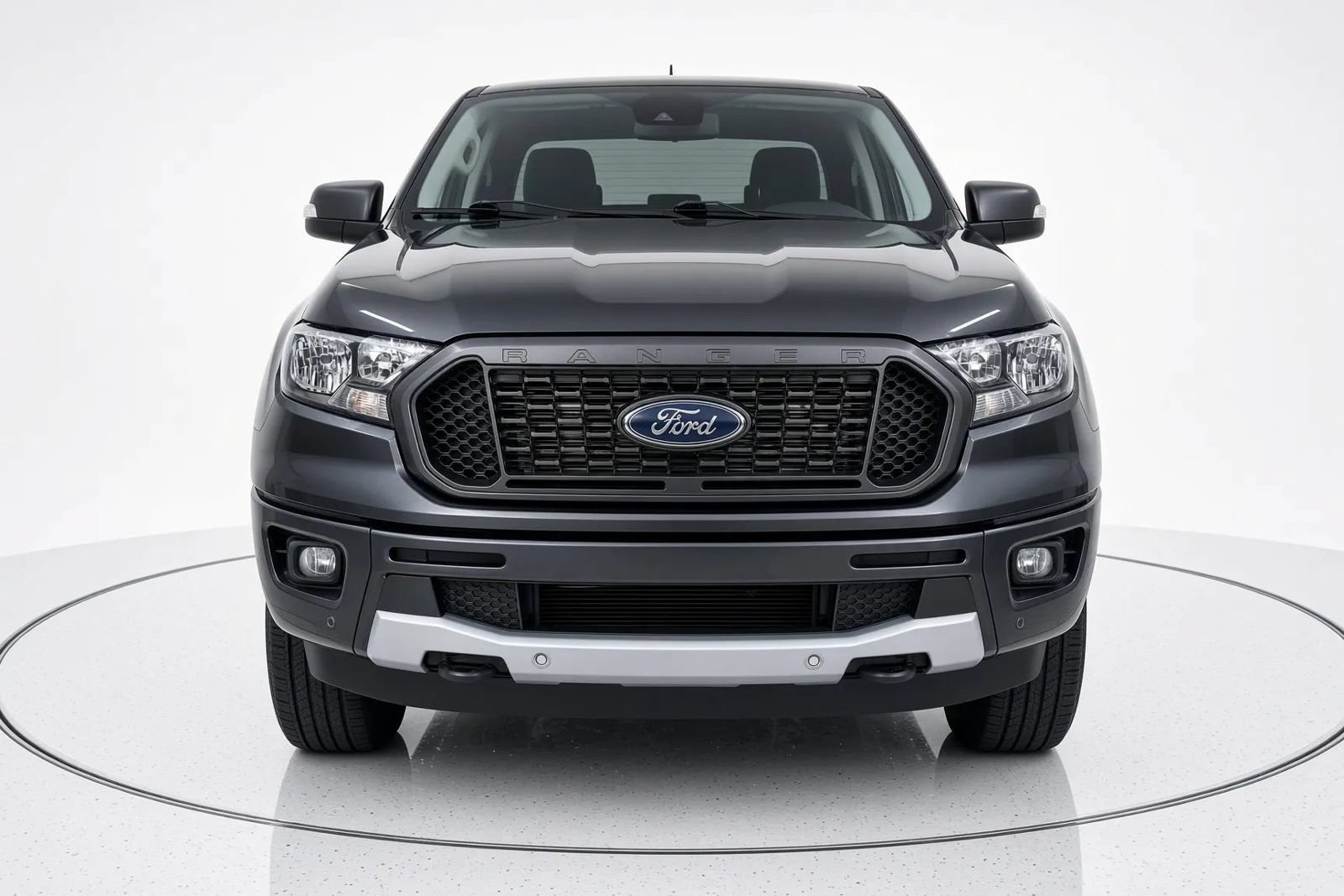 Used 2019 Ford Ranger XLT w/ Equipment Group 302A Luxury AWD/4WD image 2