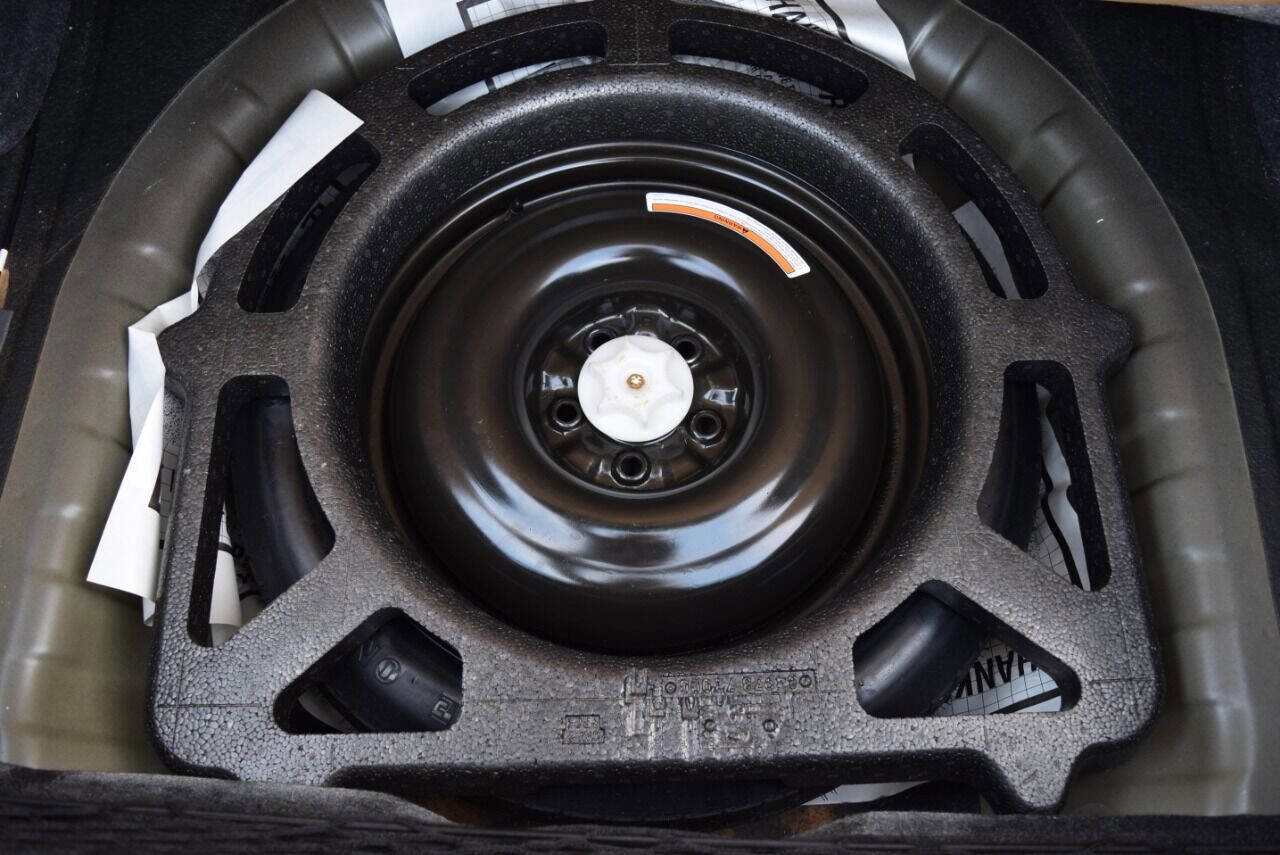 Used 2005 Nissan Maxima 3.5 SE image 61