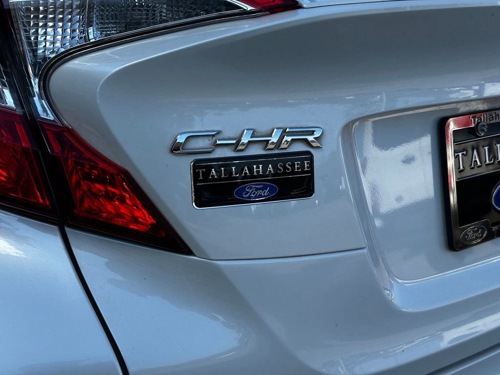 Used 2020 Toyota C-HR XLE image 14