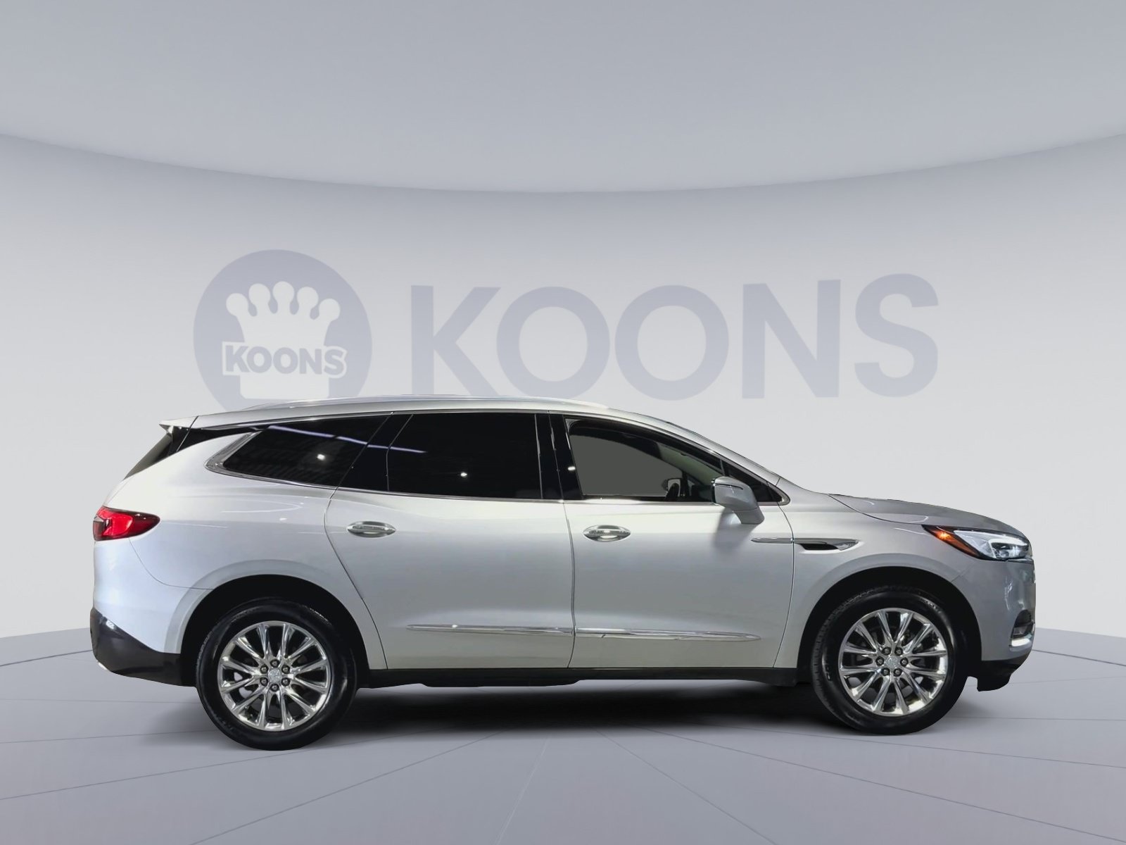Used 2021 Buick Enclave Premium w/ Sun and Sites Package FWD image 12