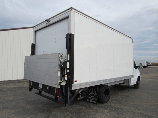 Used 2023 Mercedes-Benz Sprinter 4500 image 3