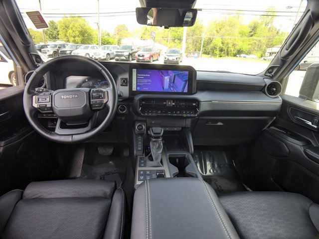 Used 2025 Toyota Land Cruiser w/ Premium Package image 17