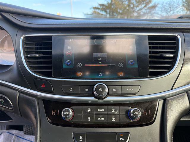 Used 2017 Buick LaCrosse Preferred image 39