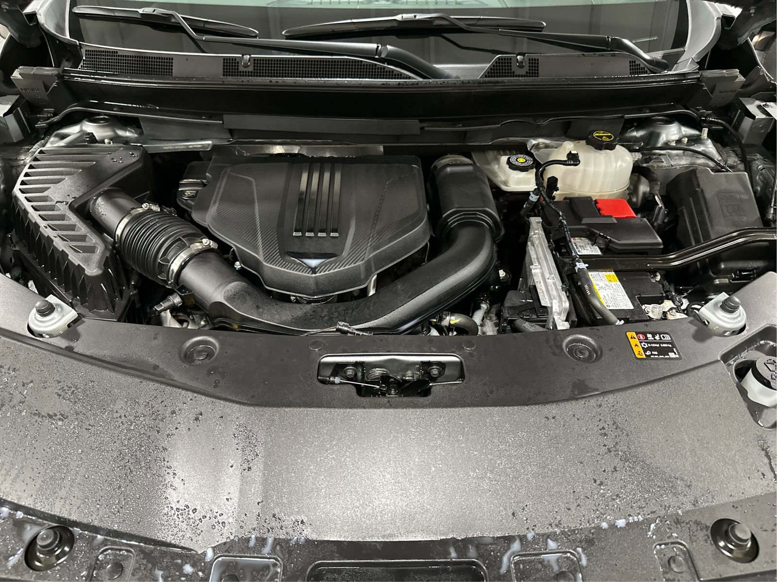 Certified 2025 Buick Enclave Preferred AWD/4WD image 23