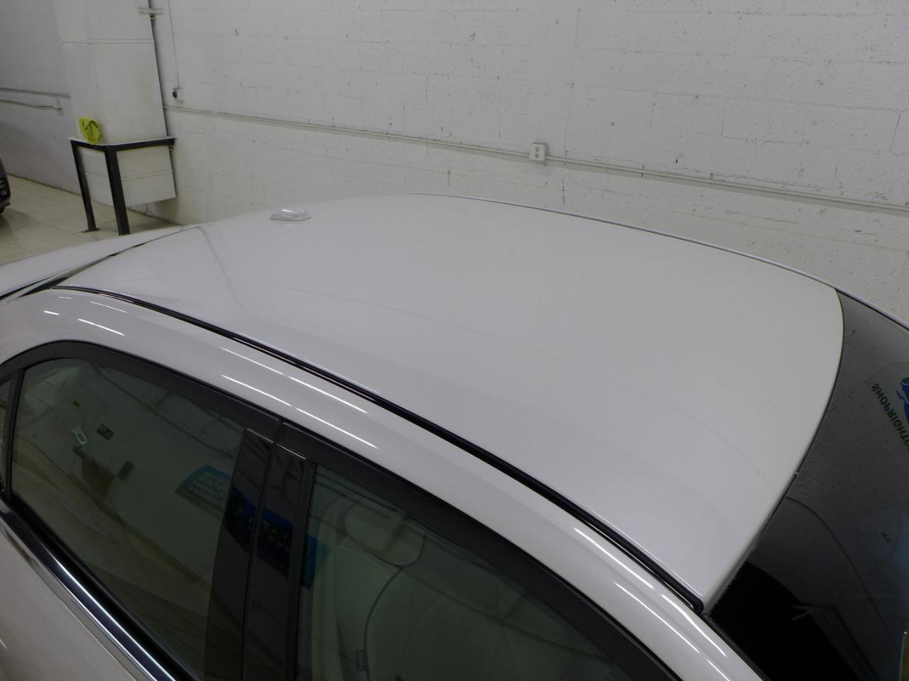 Used 2011 Lincoln MKZ FWD image 13