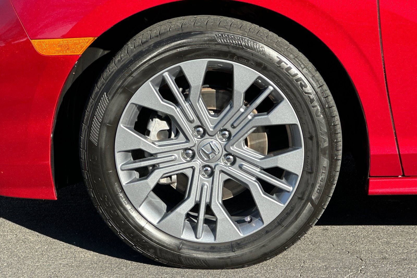 Used 2025 Honda Odyssey Touring image 35