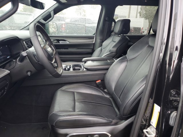 Used 2024 Jeep Wagoneer L Series II w/ Flexible Seating Group image 24