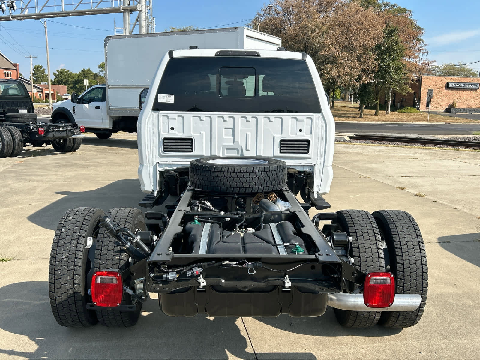 New 2026 Ford F550 4x4 Crew Cab image 5