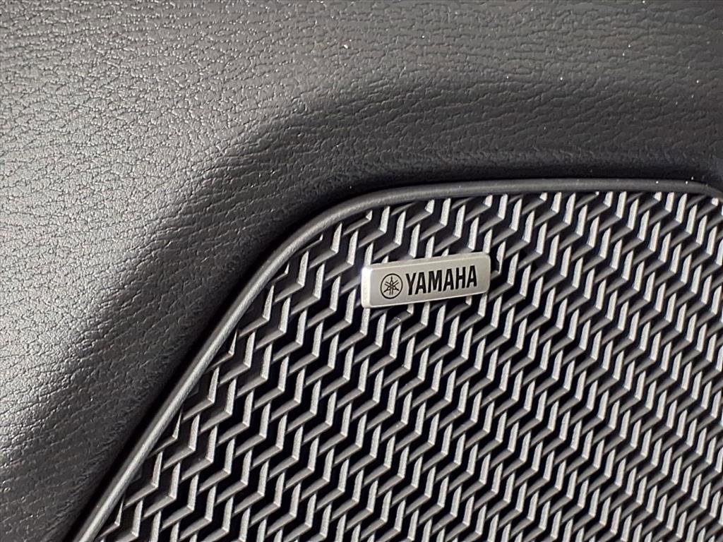 New 2025 Mitsubishi Outlander SE image 21